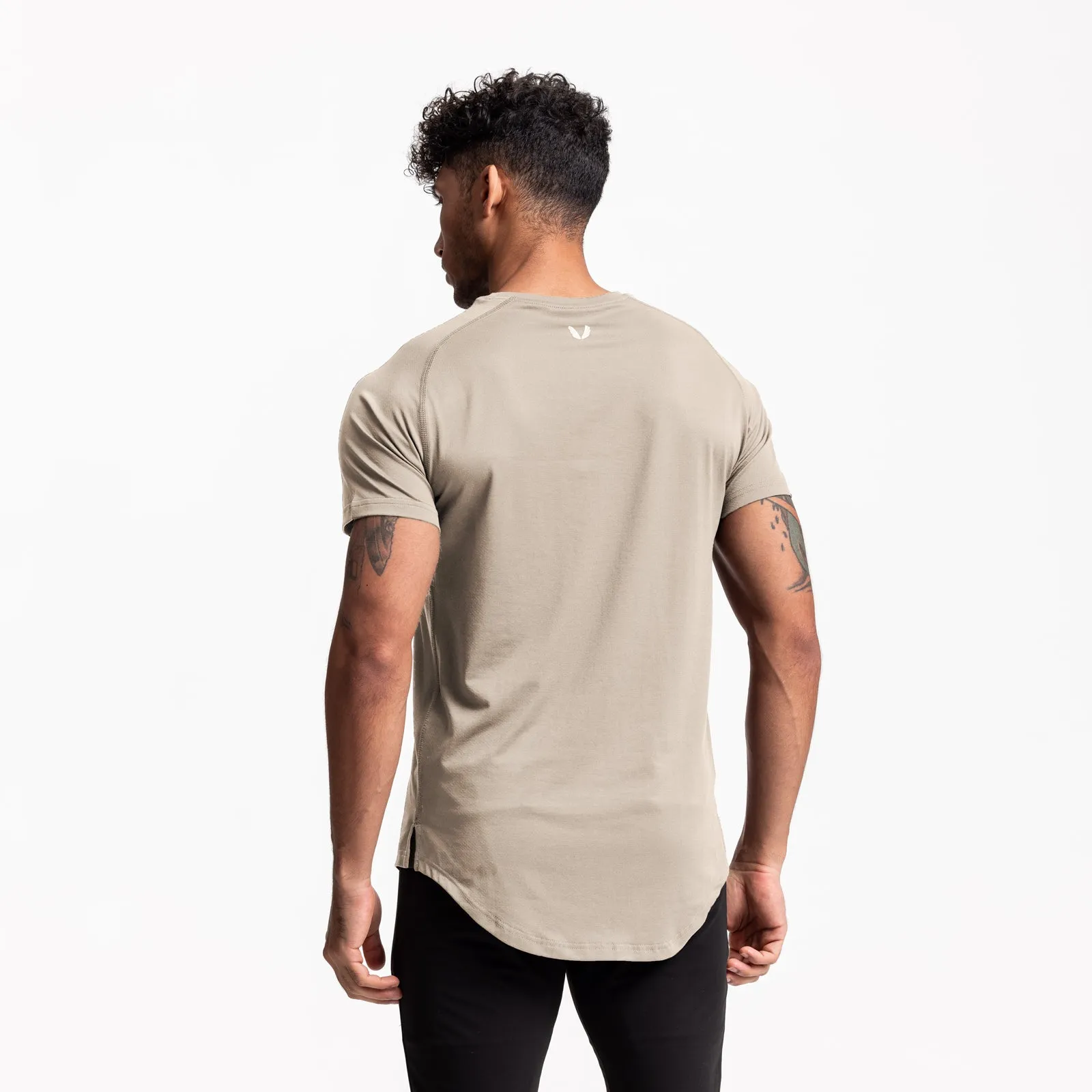 0557. 3D-Lite® Established Tee - Sand Smoke (OG)