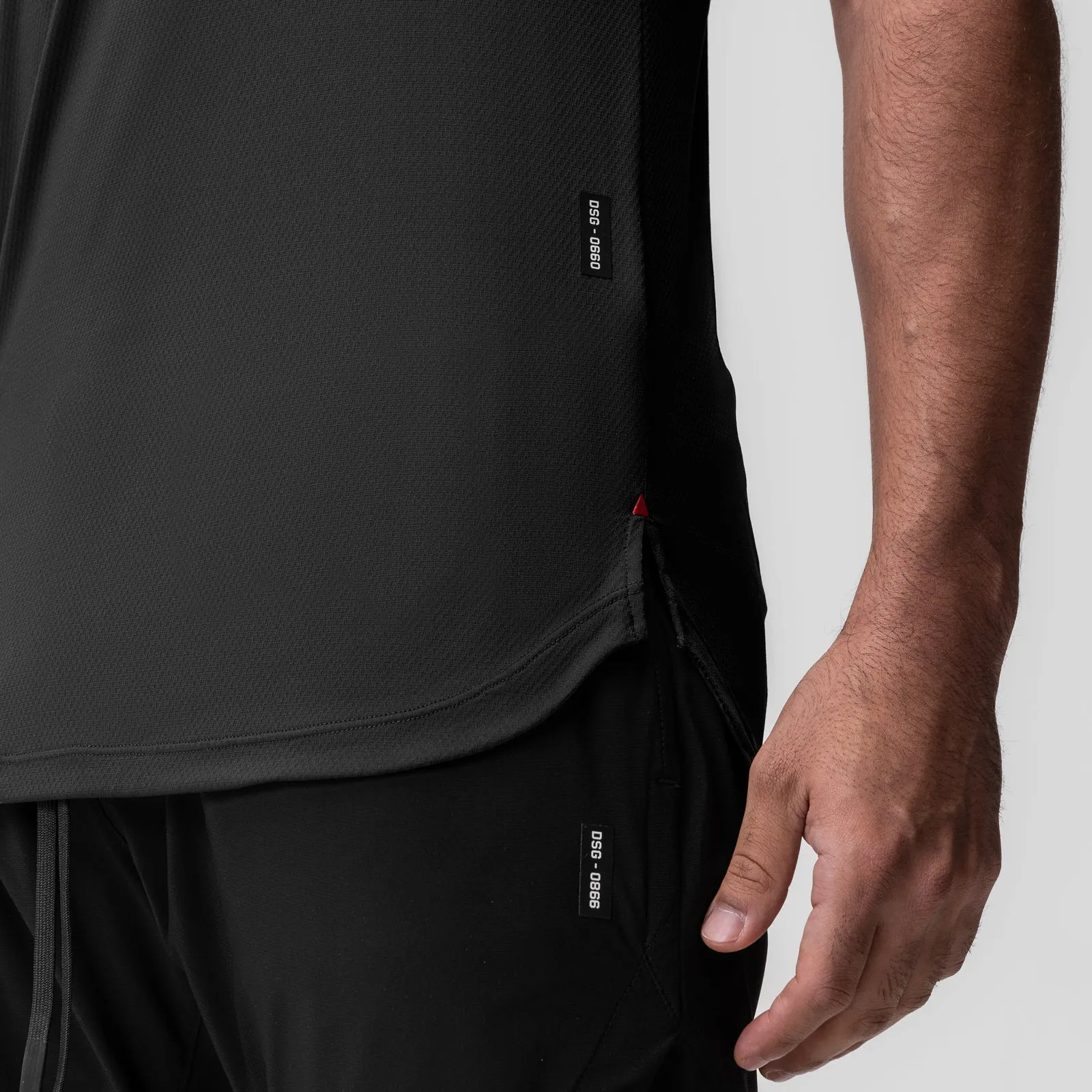 0660. AeroSilver® Established Tee - Black "RP"