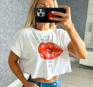 BL27 Wear red crop T-shirt