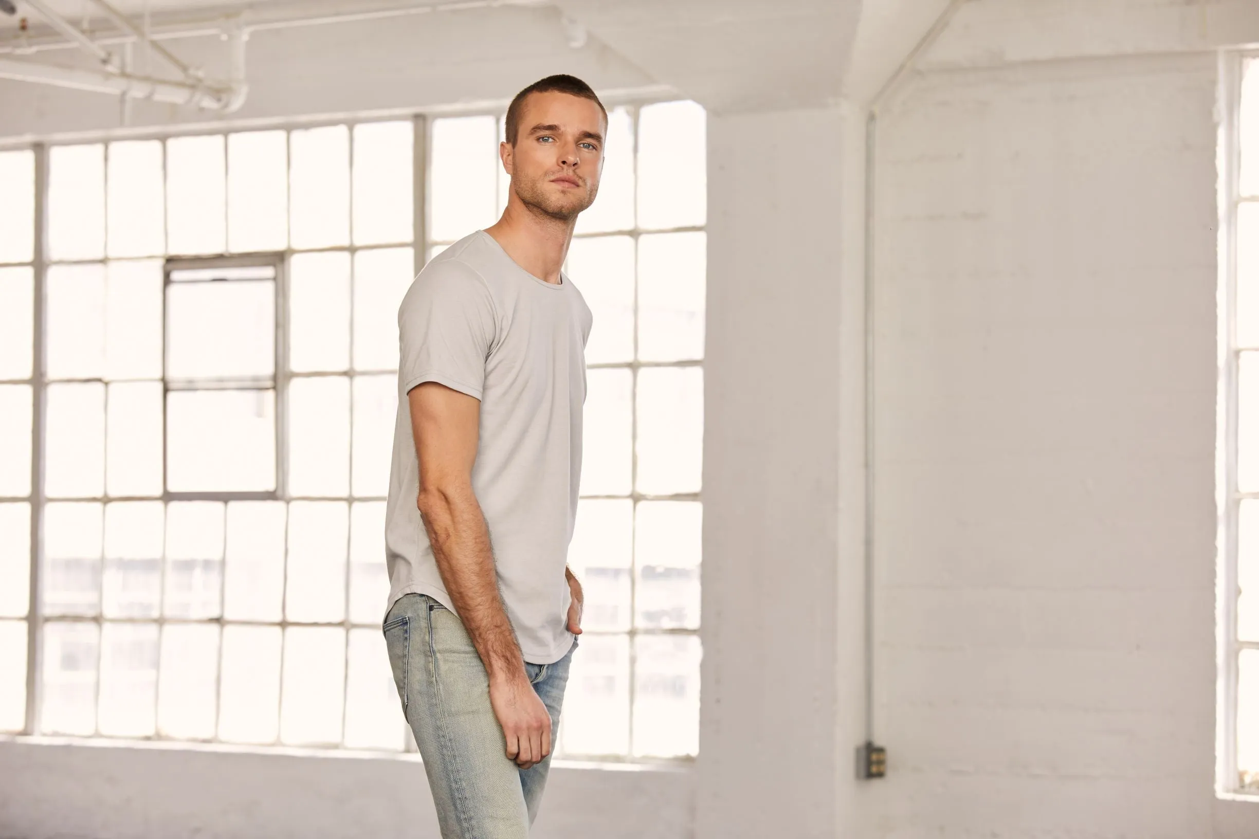Jersey Short Sleeve T-Shirt with Curved Hem Adult
