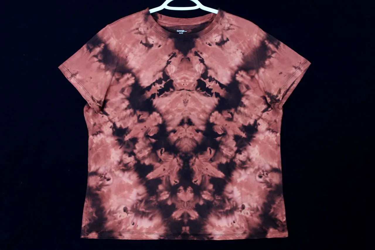 Women's reg. T shirt XL Monochromatic (chest 42"-44") #0395 Chevron design $80